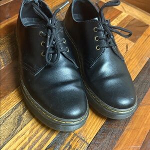 Vintage Dr. Martens Black Leather Lace-Up Oxfords